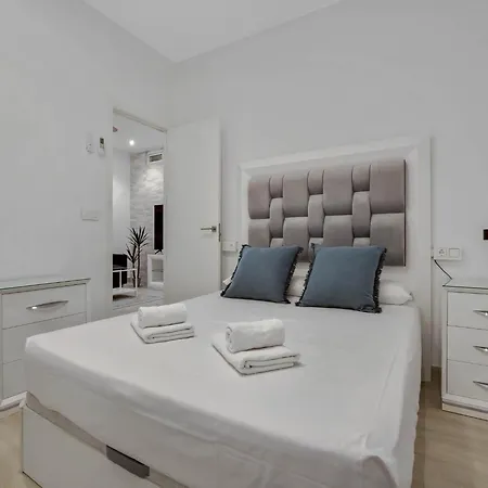 Apartment Near La Carihuela Torremolinos