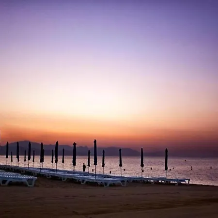 Apartamento In La Carihuela Near The