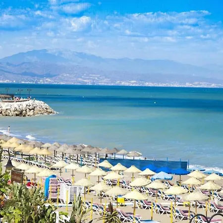 In La Carihuela Near The Appartamento Torremolinos